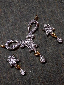 CZ Pendant With Earrings